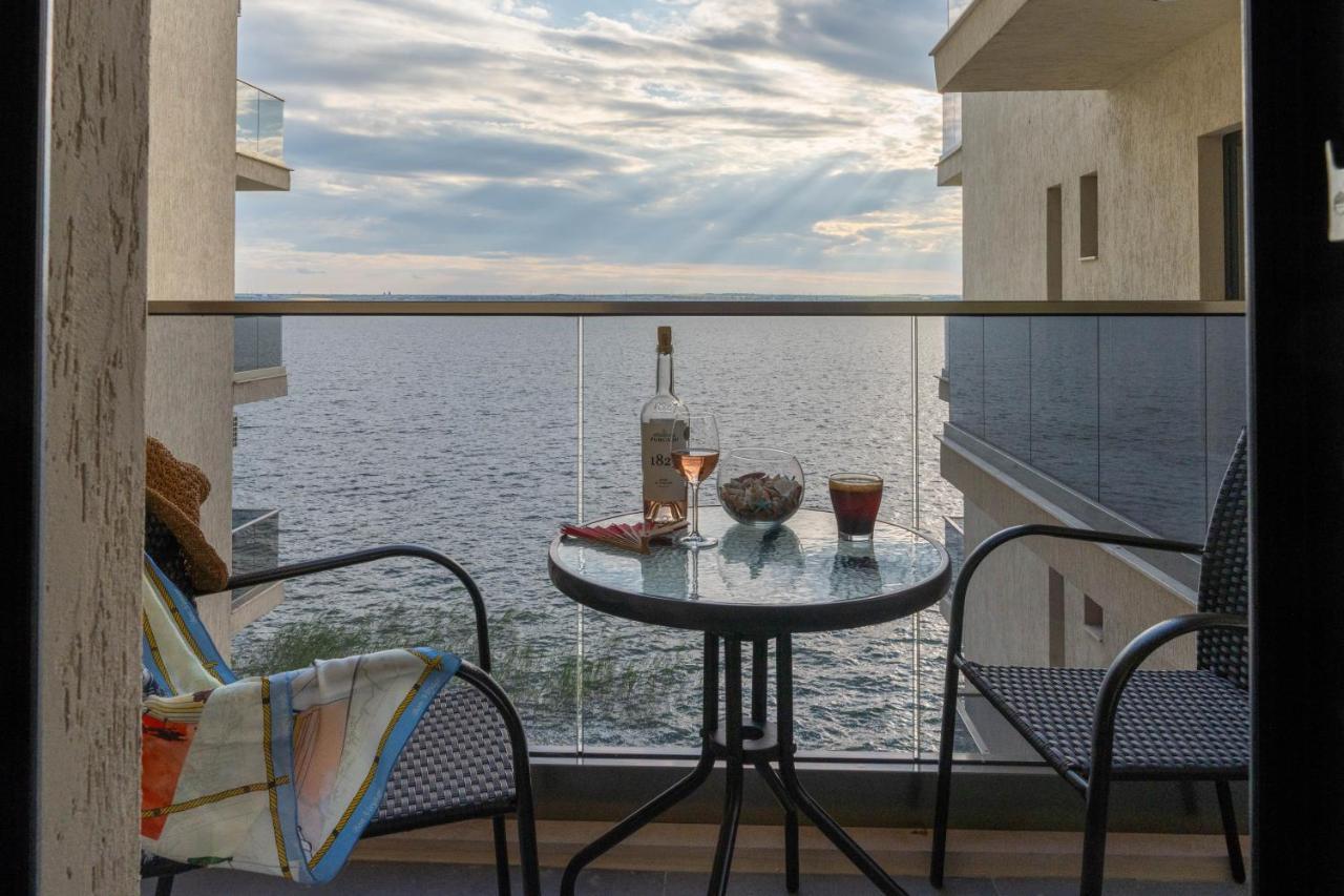 Apartament Le Bonheur Deux Solid Residence Butoaie 马马亚 外观 照片
