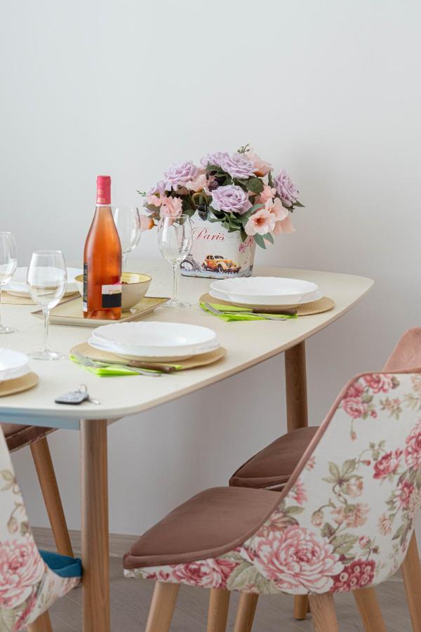 Apartament Le Bonheur Deux Solid Residence Butoaie 马马亚 外观 照片
