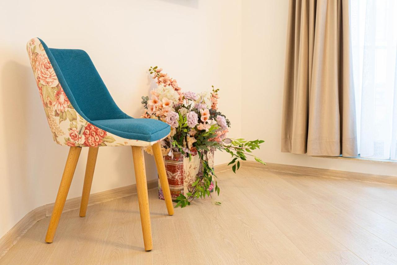 Apartament Le Bonheur Deux Solid Residence Butoaie 马马亚 外观 照片