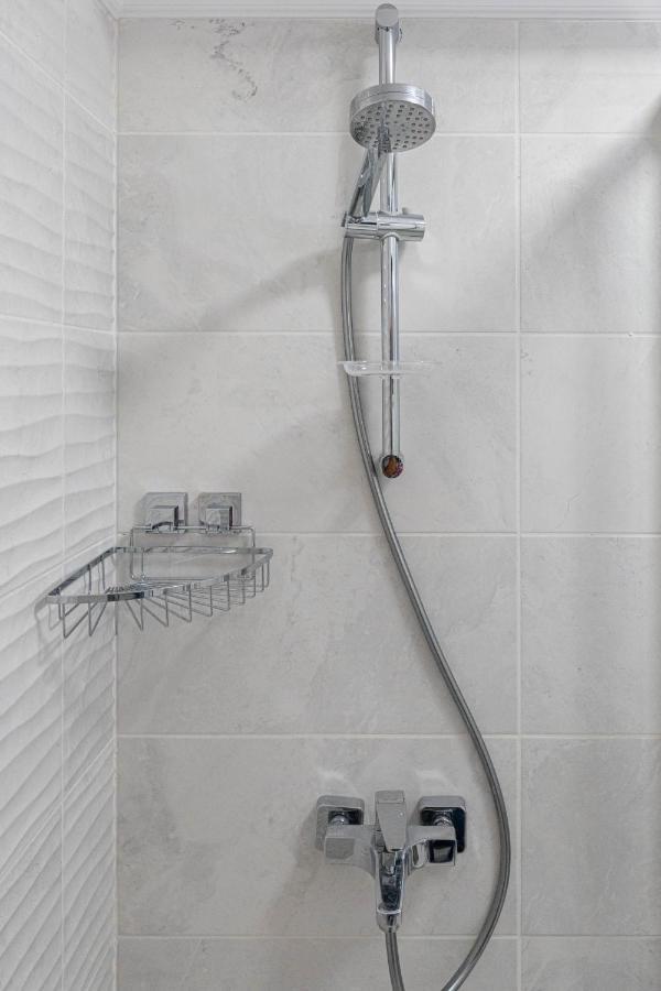 Apartament Le Bonheur Deux Solid Residence Butoaie 马马亚 外观 照片